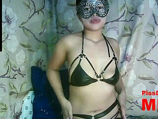 Solo Assplay With Toys On February 2