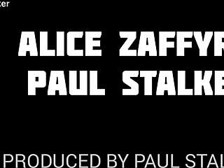 Hey, wil je 18-jarige nieuwkomer Alice Zaffyre hardcore 1-op-1 zien met deepthroat?