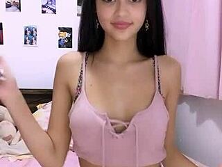 Little Latina Chats Directly On Web!