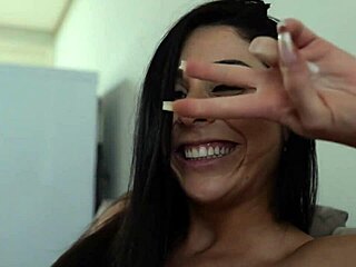 Luiza Marcato's Intimate Anal Play