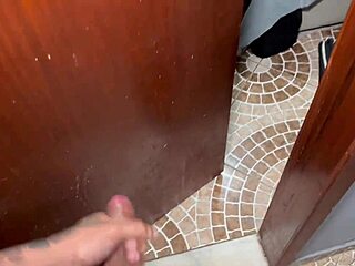 Spying on my hot stepdaughter after bath masturbating I need to fuck her 😏