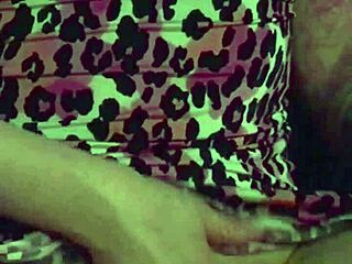 fuschia leopard s2 with italian french milf ass shaking 😍