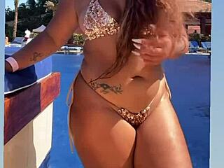 Mila's Hot Big Ass Gets Cum Before Amazing Action