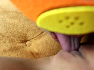 licking the cute high school student's pussy in a homemade uncensored video