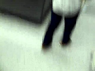 colombiana woman in everyday life