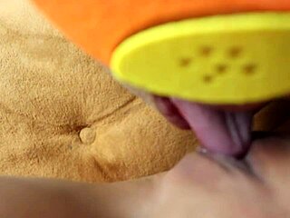 licking the cute high school student's pussy in a homemade uncensored video