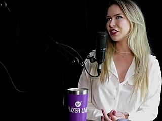 she's doing wild anal sex with a vibrator for solo squirts! 🔥