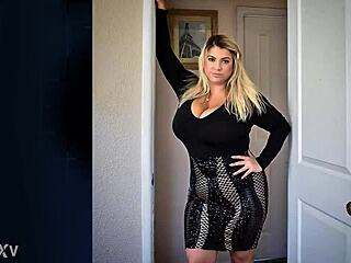 Look at these huge boobs on sexy BBW girls!