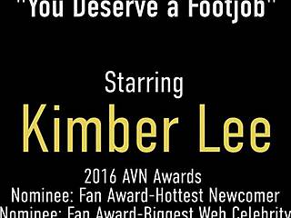 Slutty babe Kimber Lee milks cock with oiled feet on bed