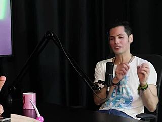 depois da pandemia buscou um trabalho alternativo a diferenca da criacao para o porno e a aceitacao de sua familia - jow jow sheer red