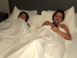 A kolumbiai milf mostohaanyám Angie Ortiz basz engem apa ágyában