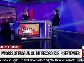 Amateur couple passionately fucks in missionary. Big tits latina gets creampie.