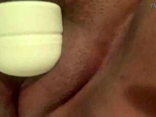 big pussy lips get wet and swollen