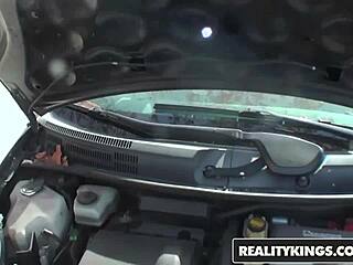 Agarro Tegan na Rua para Boquete, Alec Knight