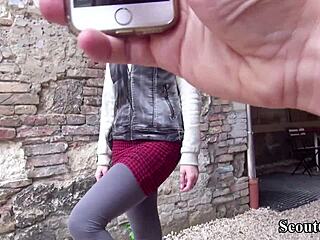 독일 스카우트가 Tata Lilashi의 털난 보지 세게 박아