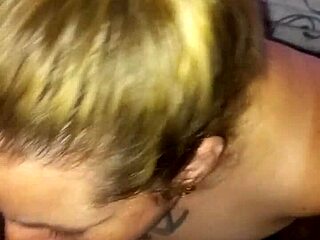 Look at this long-legged brazilian brunette with small tits in sneakers.