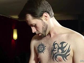 Teeny gets her first fisting in german porno casting!