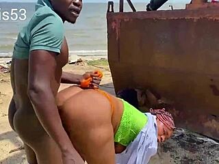 i had a hot fuck with a curvy pornstar on the beach, her huge ass bouncing