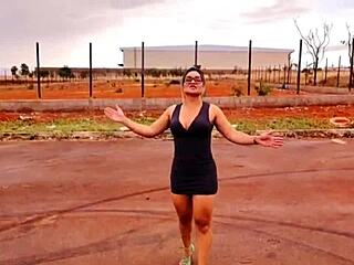 Я взяла пасынка на улицу для сюрприза с кремпаем в жопу!