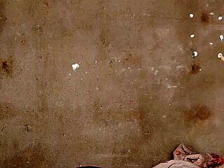 Sweet ebony girl getting fucked and cumshot in African porn