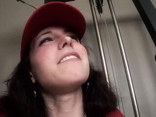 Zaylen Skye teen 18+ babysitter engages in suggestive anal and blowjob