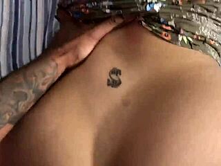 gostosa saiu com a buceta toda aberta e inchada meti sem dó no pelo completo no red?