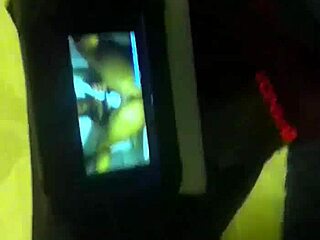 Watch this cumshot on my cock, it's huge and messy!