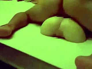 Emu Yumi has sex during graduation trip while friend sleeps