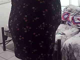 mama chubby bbw cleans the room