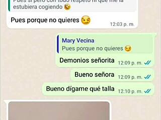 Doña Mary got horny doggy style, I fucked her while husband away