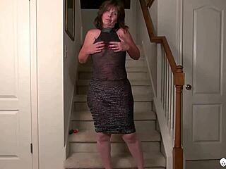 Mature Lady Jade Solo Masturbation - Oldnanny