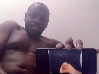 Orgasming to ebony videos while testing new phone 😊