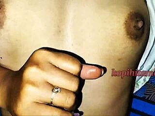 Viral Indo Cumshot On Niece's Small Tits!