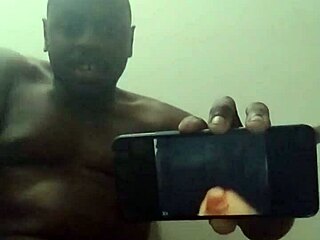 Orgasming to ebony videos while testing new phone 😊