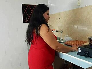 Big Ass Colombian Bodybuilder Fucked in Kitchen