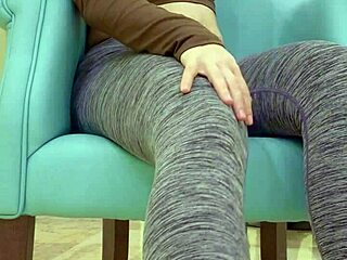 Teen babe in leggings teases her sugar daddy during photoshoot