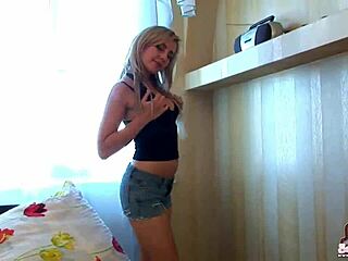 My Panties Peek Out of These Tight New Jeans While I Pose