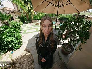 Vr Conk: Sexy Cersei Lannister fucks hard in cosplay parody