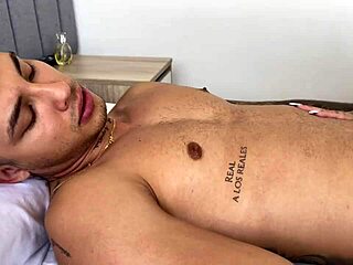 compartiendo habitacion con hermanastro nos masturbamos juntos danner mendez melanie caceres