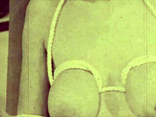 Můj Tajný Život odhaluje vintage lesbickou bondage! 🖤