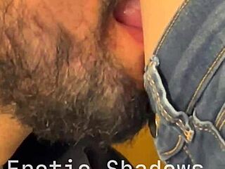 Loving this belly button 😍