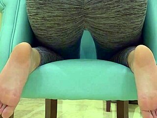 Teen babe in leggings teases her sugar daddy during photoshoot