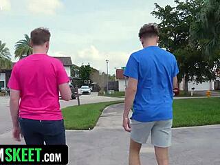 Stepsisters in Toilet Paper Trouble Boldly Blackmailed