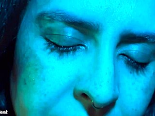 我知道你爱我柔软痒痒的脚同时深喉吞咽