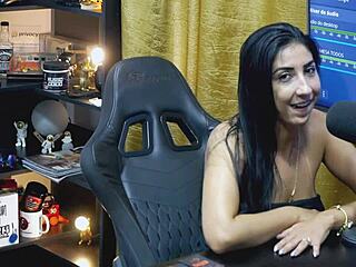 ruan mostrou o pau pra renatinha mello ela adorou o pau e as bolas dele ser� que eles se pegaram - podcast p�pum no barraco