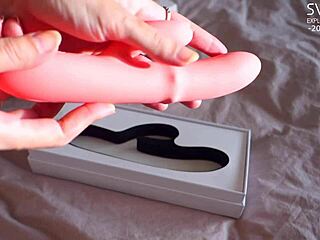 i let a stranger fuck me online with toys 😏