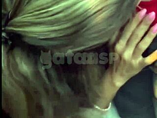 已婚荡妇在街上和车里操猛男