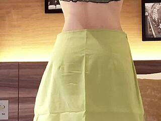 Japanese beautiful girl in navel-baring outfit feels cute.