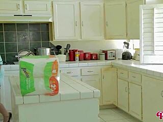 i, rome, strech bunny and kayla's holes with big clit action