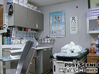 freshman gets hitachi orgasm - ditria rose